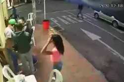 1755212171719544.webm